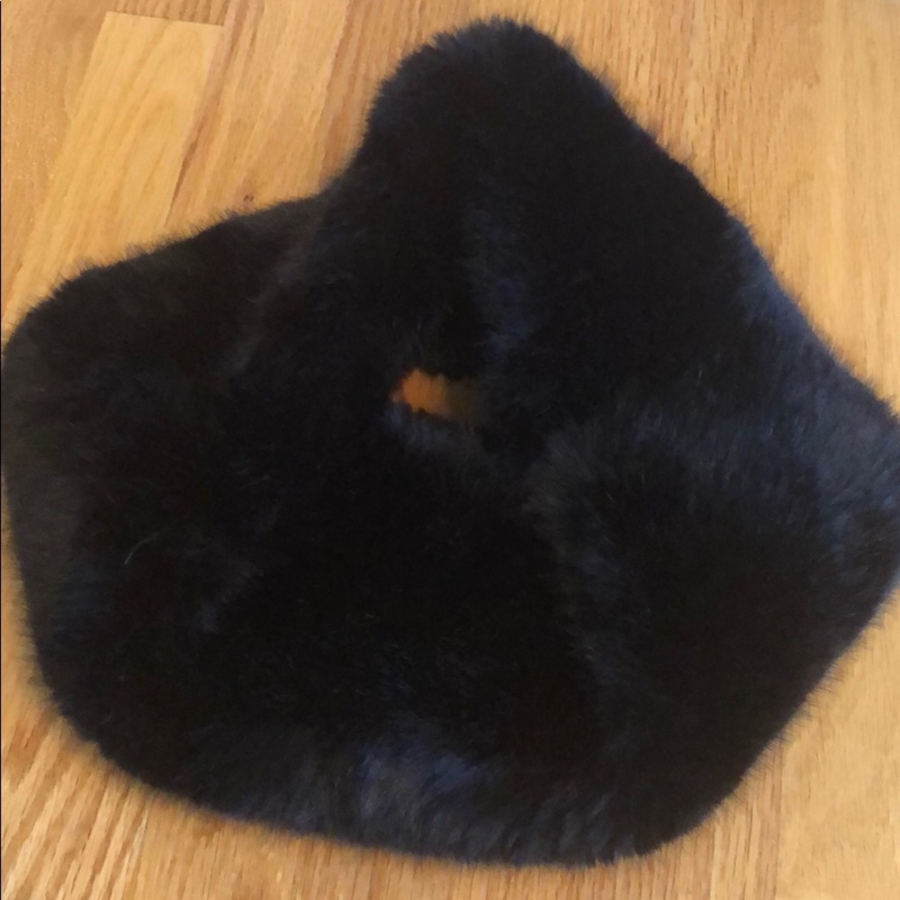 Faux fur neck warmer